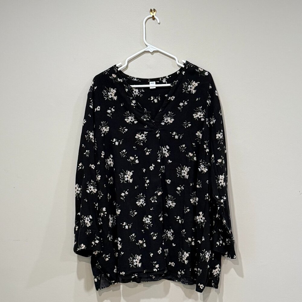 3X Plus Old Navy Flowered Blouse